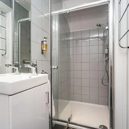9 The Townhouse Tatil Evi *