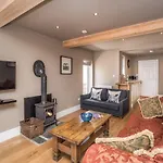 9 The Townhouse * Κέσγουικ
